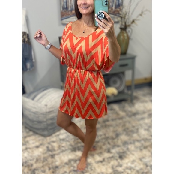 Chevron Zig Zag Print Batwing Dress Tan & Coral 96 - Picture 5 of 10